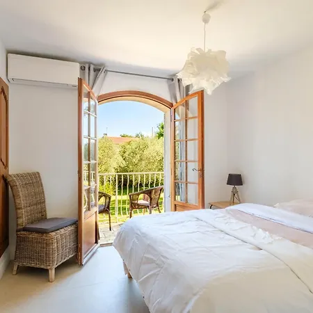 Des Serens Villa La Gaude