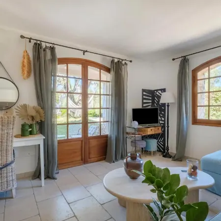 Des Serens Villa